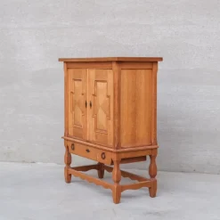 Pamono Mid-Century Modern Danish Oak Side Cabinet by Henning Kjaernulf, 1960s><noscript><img width=