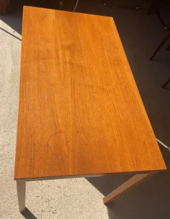 Pamono Mid-Century Modern Danish Teak Desk by Domino Mobler, 1960><noscript><img width=