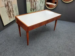 Pamono Mid-Century Modern Desk in Cherry and Formica, 1950s><noscript><img width=