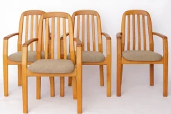 Clearance Pamono Mid-Century Modern Dining Armchairs in Oak from Dyrlund, Denmark, 1970s, Set of 4