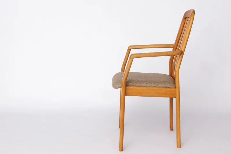 Clearance Pamono Mid-Century Modern Dining Armchairs in Oak from Dyrlund, Denmark, 1970s, Set of 4