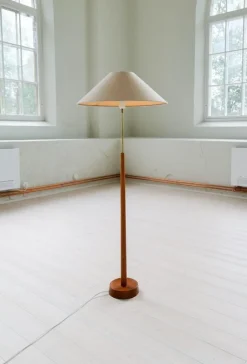 Pamono Mid-Century Modern Floor Lamp in Teak and Brass, 1960s><noscript><img width=