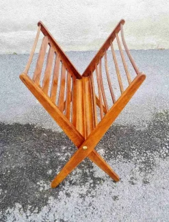 Sale Pamono Mid-Century Modern Folding Magazine Rack by Nevco, 1960s