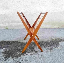 Sale Pamono Mid-Century Modern Folding Magazine Rack by Nevco, 1960s