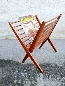 Sale Pamono Mid-Century Modern Folding Magazine Rack by Nevco, 1960s
