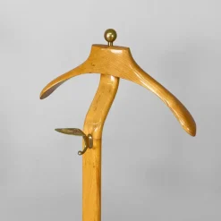 Pamono Mid-Century Modern Italian Wood and Brass Valet Stand from Fratelli Reguitti, 1960s><noscript><img width=