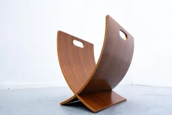 Pamono Mid-Century Modern Italian Wooden Magazine Rack><noscript><img width=