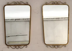 Pamono Midcentury Modern Italian Brass Wall Mirrors, 1970s, Set of 2> Mirrors