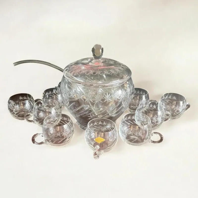 Pamono Mid-Century Modern Punch Set with 12 Glasses and Glass Ladle, 1960s, Set of 13> Glassware