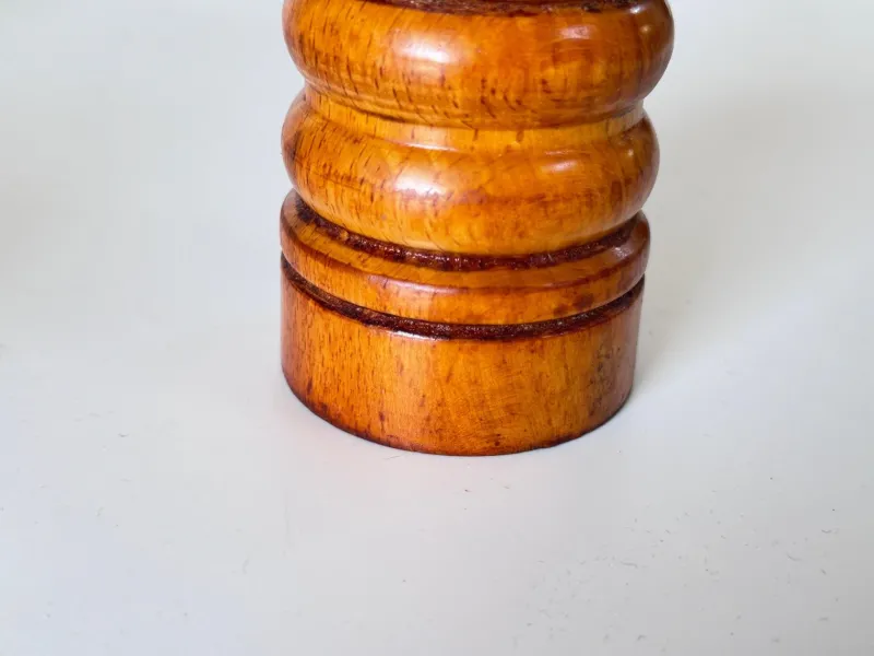 Pamono Mid-Century Modern Salt and Pepper Shaker, Set of 2> Salt & Pepper Shakers