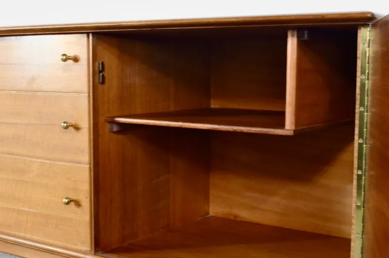 Pamono Mid-Century Modern Satinwood Sideboard by Alfred Cox, 1960s> Sideboards & Buffets