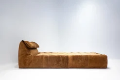 Pamono Mid-Century Modern Suede Bambole Daybed by Mario Bellini for C&b Italia, 1970s><noscript><img width=