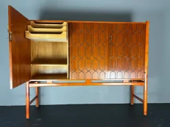 Pamono Midcentury Modern Swedish Sideboard Cabinet by David Rosen for Westbergs Möbler, 1953><noscript><img width=