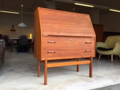 Outlet Pamono Mid-Century Modern Swedish Teak Secretary Writing Desk by Arne Wahl Iversen