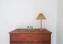 Pamono Mid-Century Modern Table Lamp in Brass and Rattan, 1960s><noscript><img width=