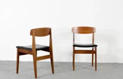 Pamono Mid-Century Modern Teak and Leatherette Dining Chairs, 1960s, Set of 4