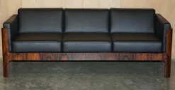 Pamono Mid-Century Modern Three-Seater Sofa in Hardwood, 1966