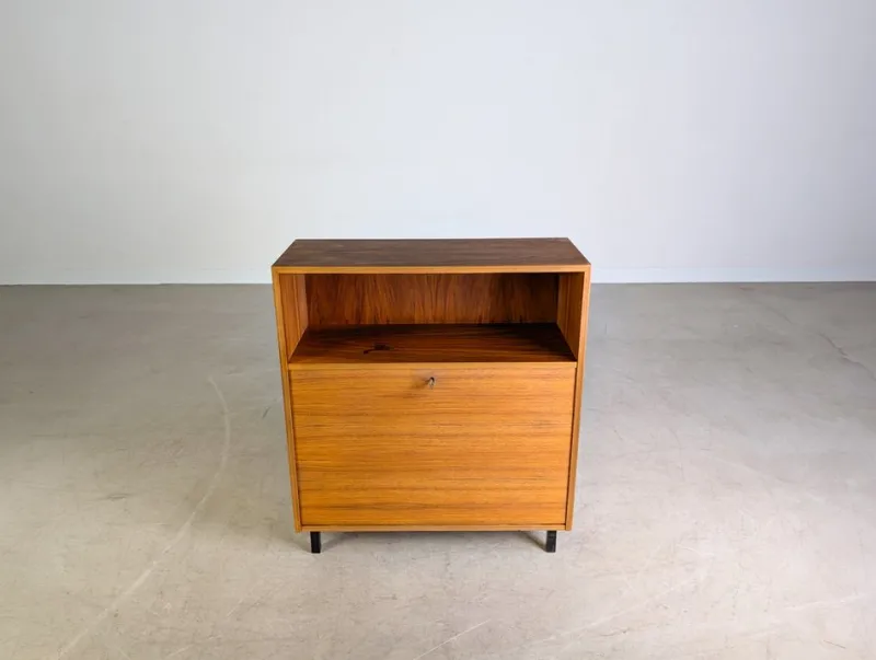 Pamono Mid-Century Modern Walnut Sideboard> Sideboards & Buffets