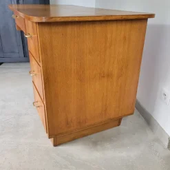 Pamono Mid-Century Modernist Desk in Golden Oak, Scandinavia, 1950s><noscript><img width=