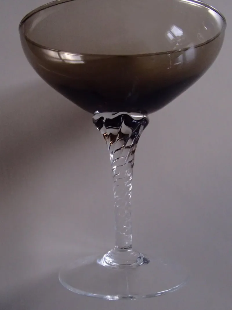 Pamono Mid-Century Murano Glass Colored Glasses, Set of 6> Glassware