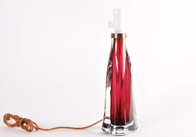 Pamono Mid-Century Red Crystal Glass Table Lamp by Carl Fagerlund for Orrefors, Sweden, 1960s> Table Lamps