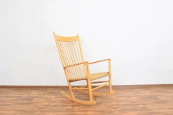 Pamono Mid-Century Rocking Chair by Hans Wegner for Frederica, 1970s.> Rocking Chairs