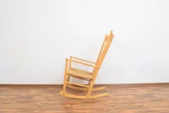 Pamono Mid-Century Rocking Chair by Hans Wegner for Frederica, 1970s.><noscript><img width=