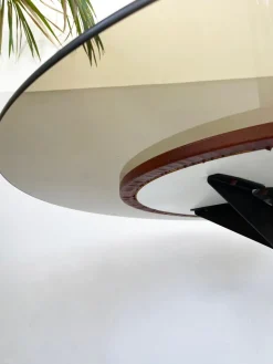 Pamono Mid-Century Round Smoked Glass Dining Table in Chrome Tulip Base by Eero Saarinen, Germany, 1975><noscript><img width=
