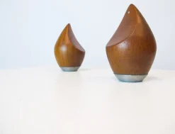 Pamono Mid-Century Salt & Pepper Shakers Set by P. J. Østergaard for PJ Form, Set of 2> Salt & Pepper Shakers