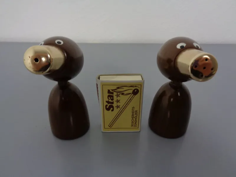 Pamono Mid-Century Salt and Pepper Shakers, 1960s, Set of 2