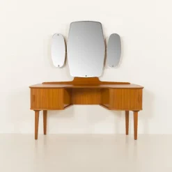 Pamono Mid-Century Scandinavian Dressing Table with Adjustable Mirrors and Tambour Doors, Norway, 1970s> Dressing Tables