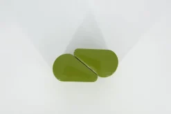 Pamono Mid-Century Scandinavian Salt & Pepper Shaker Set, 1970s, Set of 2> Salt & Pepper Shakers