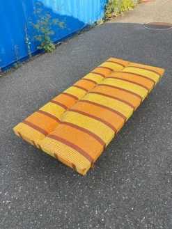 Discount Pamono Mid-Century Sofa or Daybed attributed to Miroslav Navratil, 1960s