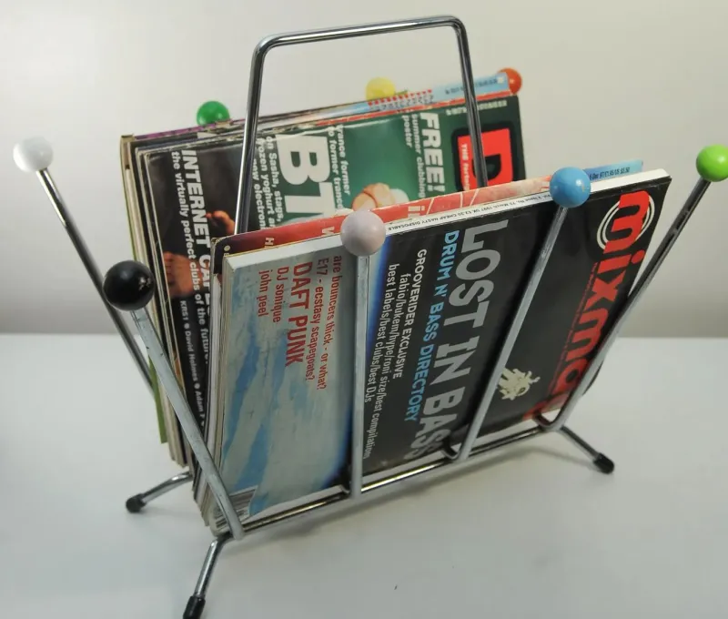 Pamono Mid-Century Space Age Sputnik Atomic Magazine Holder in Chrome and Wood, 1970s> Magazine Racks