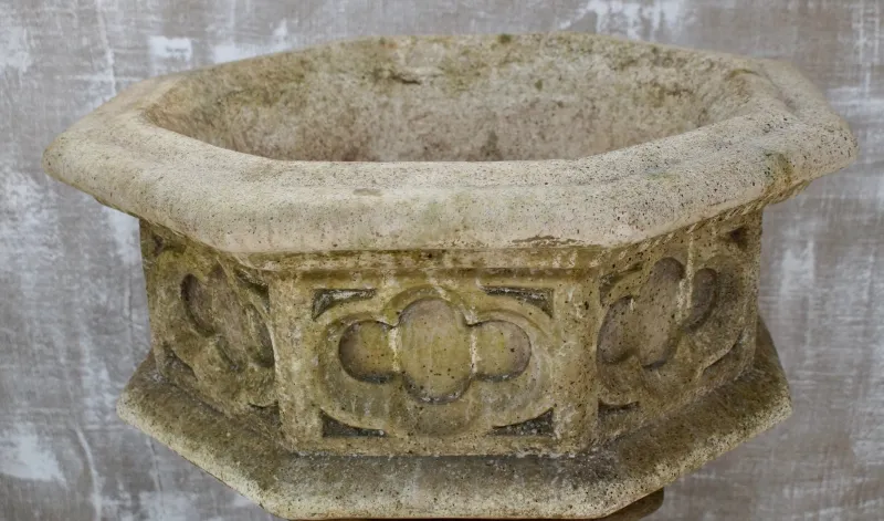 Discount Pamono Mid-Century Stone Gothic Garden Urns