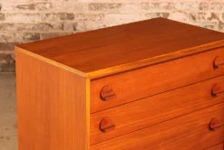 Pamono Mid-Century Teak Chest of 4 Drawers from Stag, 1970s><noscript><img width=