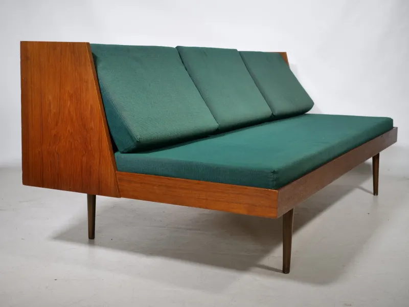 Pamono Mid-Century Teak Daybed, 1960s> Daybeds & Chaises Lounges