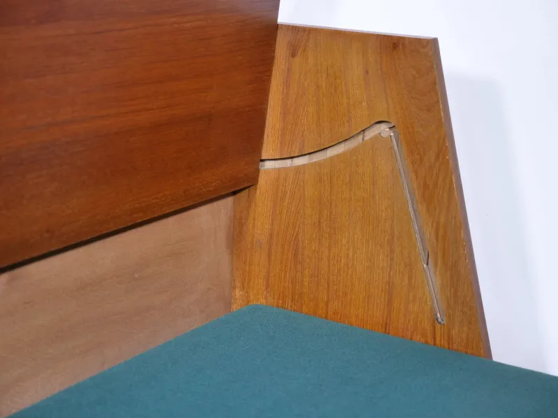 Pamono Mid-Century Teak Daybed, 1960s> Daybeds & Chaises Lounges