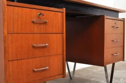 Pamono Mid-Century Teak Desk from Tijsseling Nijkerk, 1960s><noscript><img width=