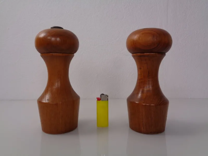 Outlet Pamono Mid-Century Teak Salt Shaker and Pepper Mill by Zassenhaus, 1960s, Set of 2, Set of 2