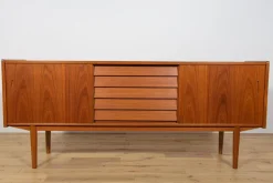 Pamono Mid-Century Teak Sideboard by Nils Jonsson for Hugo Troeds, Sweden, 1960s> Sideboards & Buffets