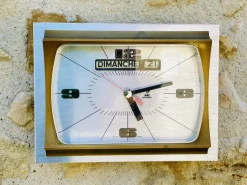Pamono Mid-Century Wall Clock from Jaz, 1970s-1980s> Clocks
