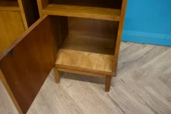 Pamono Mid-Century Walnut Bedside Tables by Alfred Cox, 1950s, Set of 2><noscript><img width=