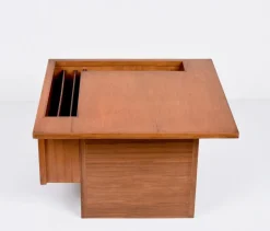 Pamono Mid-Century Walnut Magazine Rack Coffee Table by John Keal for Brown Saltman, 1960s><noscript><img width=