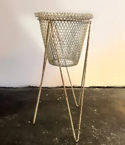 Clearance Pamono Mid-Century White Wire Planter from the Festival of Britain, 1951, Set of 2