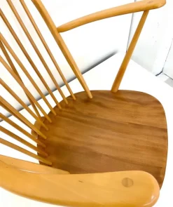 Pamono Mid-Century Windsor Grandfather Rocking Chair in Wood attributed to Lucian Ercolani for Ercol, England, 1960s><noscript><img width=