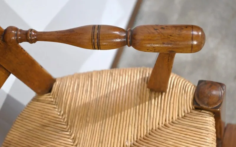 Pamono Mid-19th Century Childrens High Chair in Cherrywood> Children's Chairs