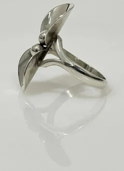 Sale Pamono Mid-20th Century Sterling Silver Flower Ring attributed to Niels Erik, Denmark