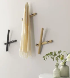 Pamono Mikado Oak Wall Coat Rack by Morica Design><noscript><img width=