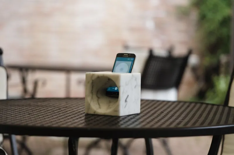 New Pamono Miki Smartphone Sound Amplifier by Stefano Pasotti for StoneLab Design